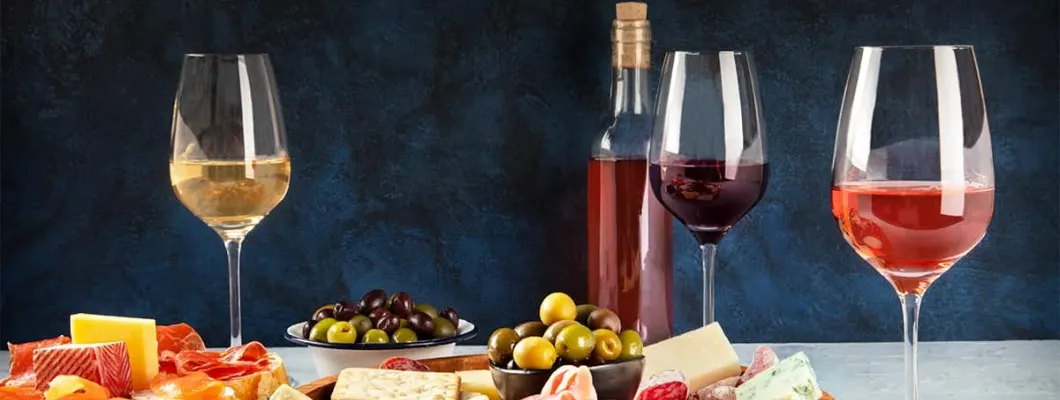 Ποιο Κρασί Ταιριάζει με Κάθε Γεύμα; Ένας Πλήρης Οδηγός Pairing Ποιο Κρασί Ταιριάζει με Κάθε Γεύμα; Ένας Πλήρης Οδηγός Pairing